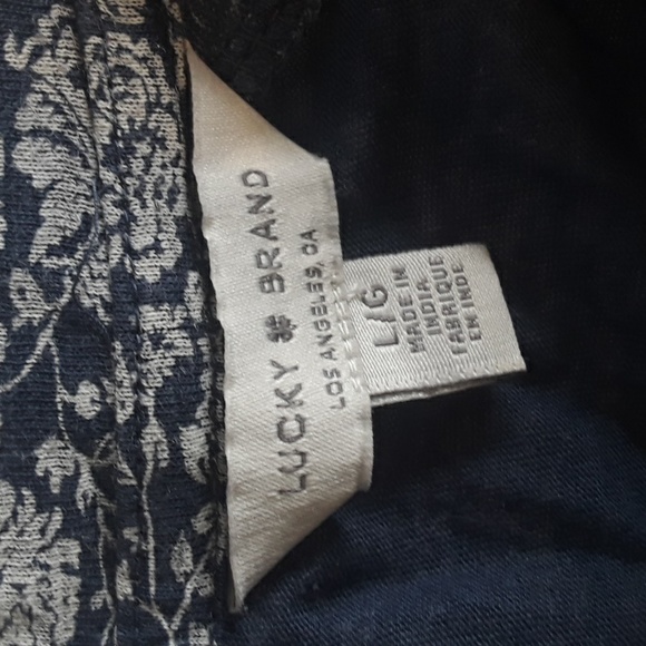 Lucky Brand t-shirt large zipper in back - Picture 3 of 3
